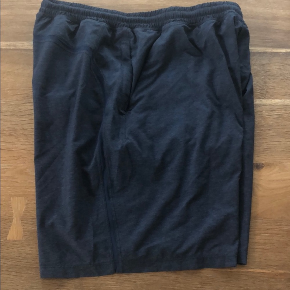 Lululemon Pace Breaker 9” liner heathered navy